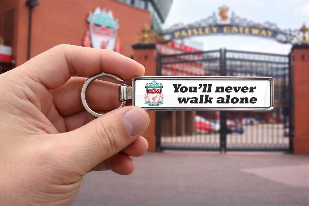 Ключодържател с регистрационен номер и надпис послание