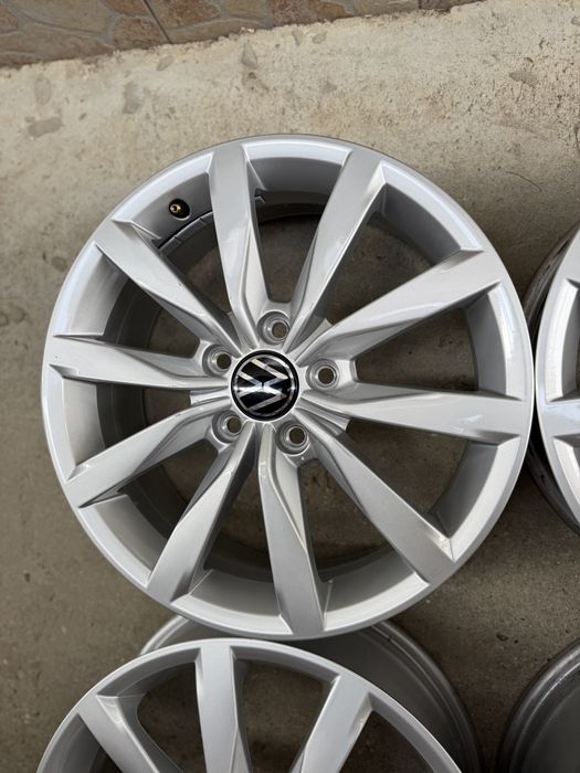 Set 4 jante originale VW Golf 6 7 8  Dijon R17"  – 5G0601025K – 6Jx17 ET48 – 5x112 – 57.1 mm