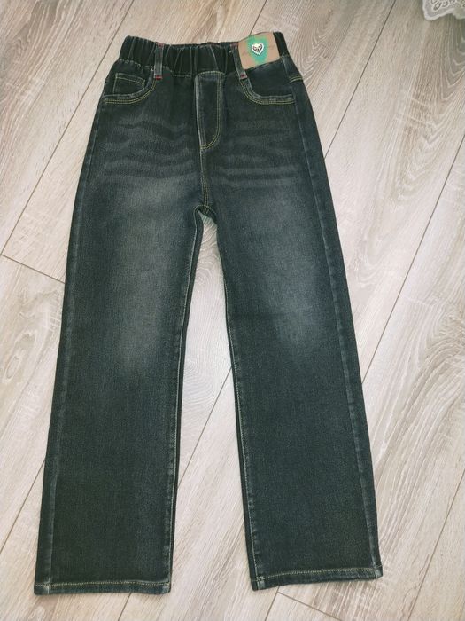 Продам джинцы на девочку