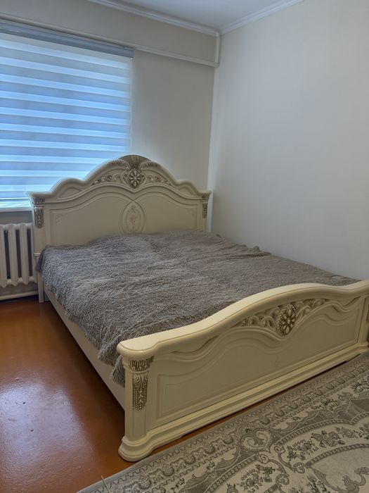 Спальный гарнитур б/у