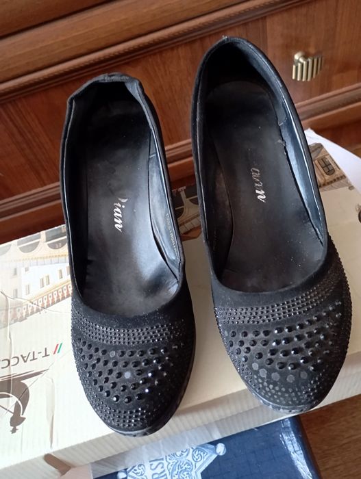 Обувь женская б/у.