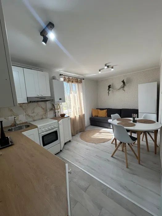 Apartament 3 camere decomandat