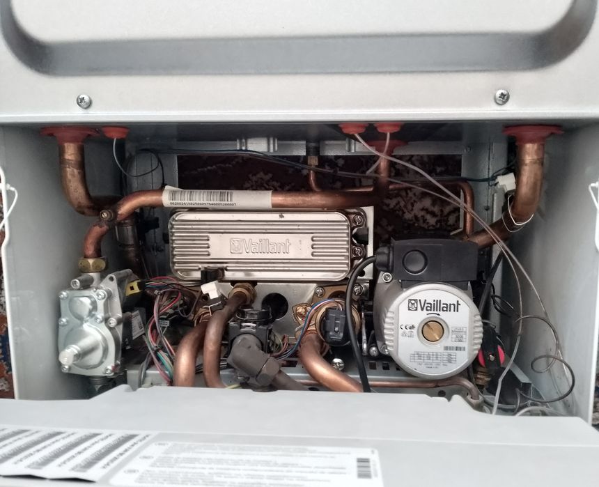 Газов котел Vaillant turbo TEC plus