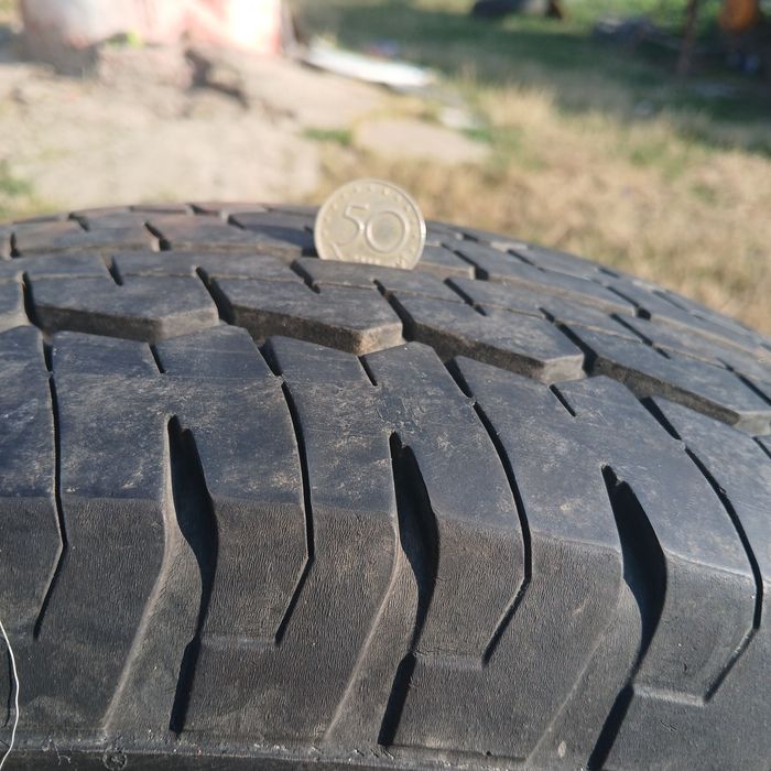 Джанти и гуми за Нисан 185 R 14 C