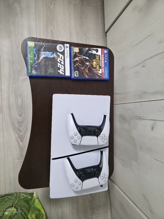 Ps 5 slim disk edition 2 controllere + 2 jocuri