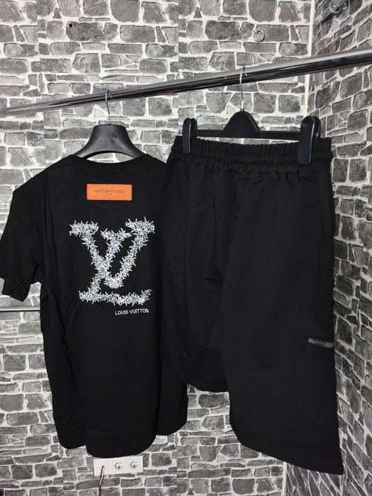 Luis Viton летен екип