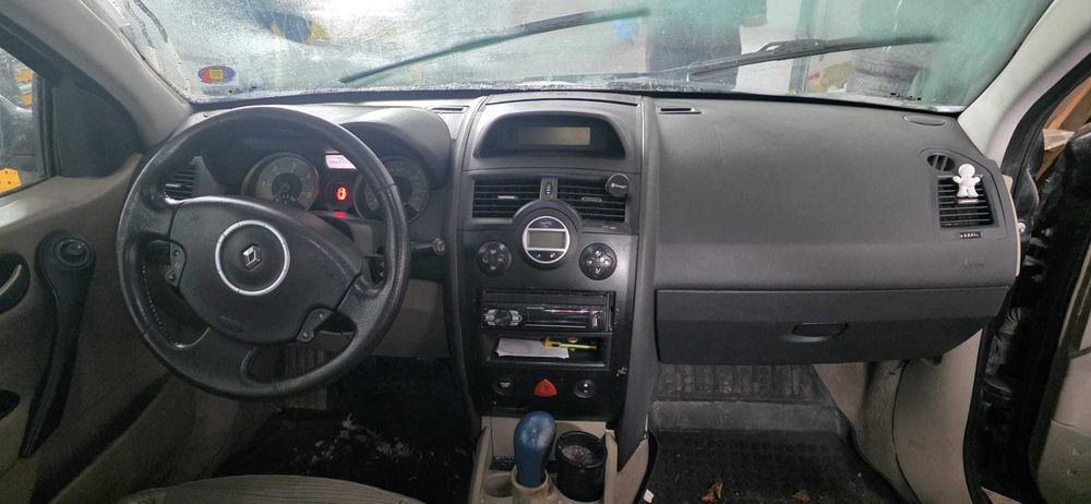 Dezmembrez Renault Megane 2 1.5 DCI motor K9K724 transmisie manuala