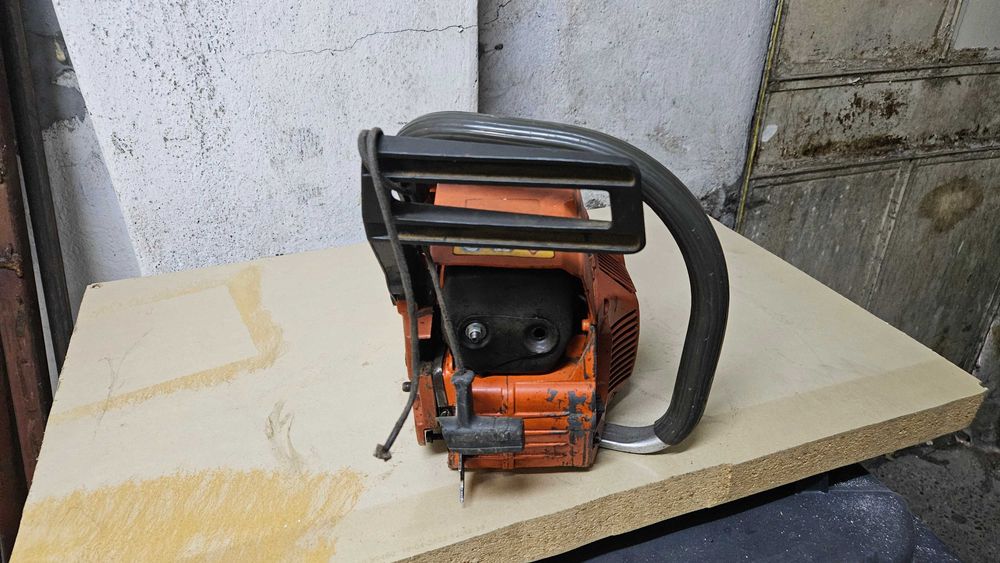 Drujba Husqvarna 51 pentru piese de schimb