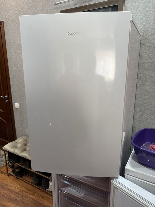 Холодильник Бирюса
