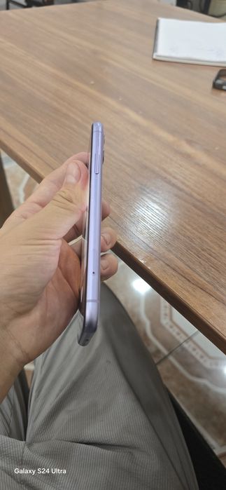 IPhone 11 karobka dakemint holati ideal 83 yomks ochilmagan tel