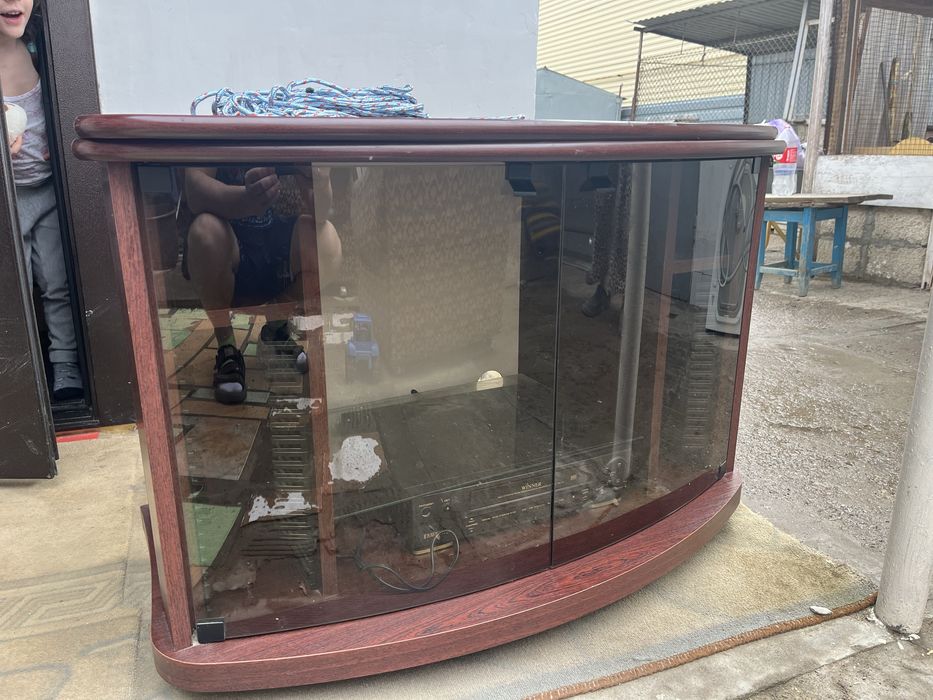 Тумба для  телевизора