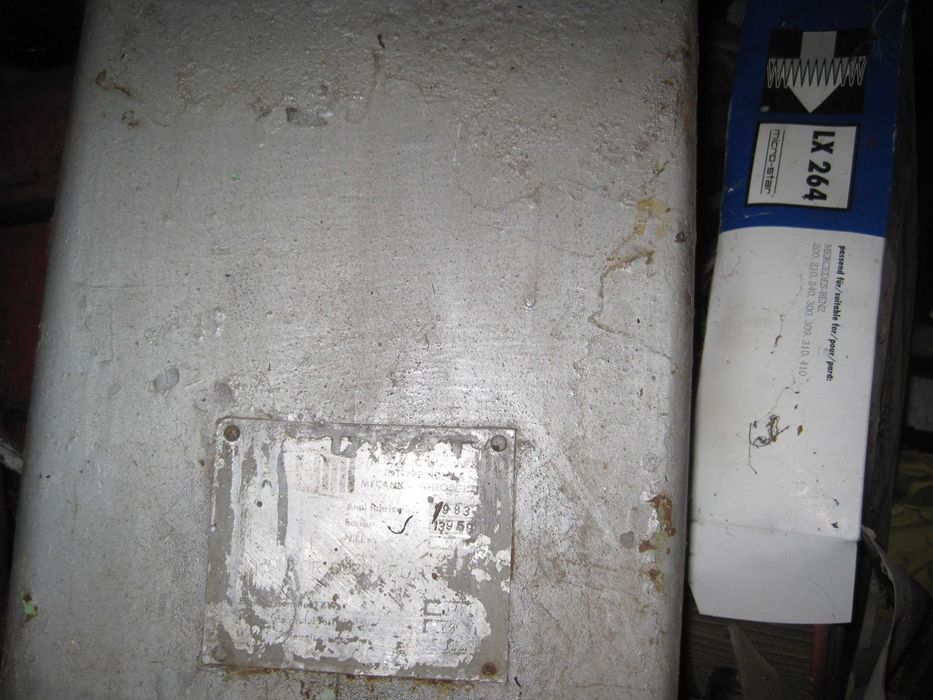 Polizor P. D. 300 / 1500 (r/min), cu acte