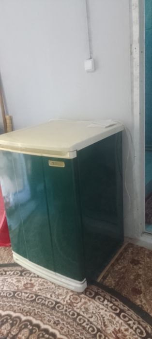 Холодильник сатылады