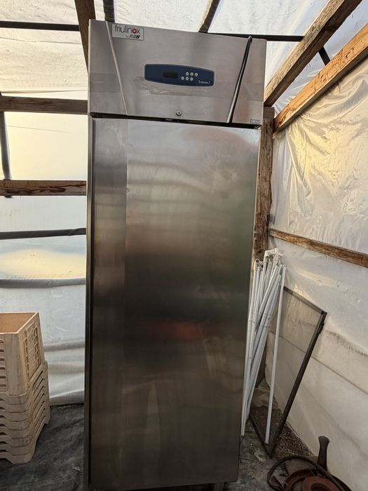 Frigider profesional  inox