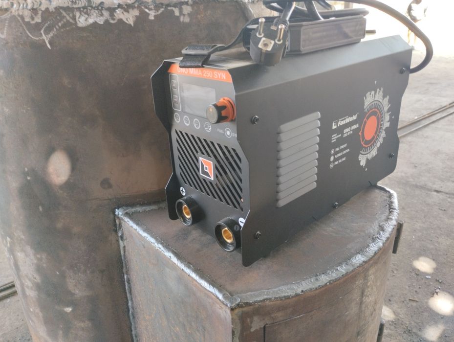 Сварочный сварщик сварка