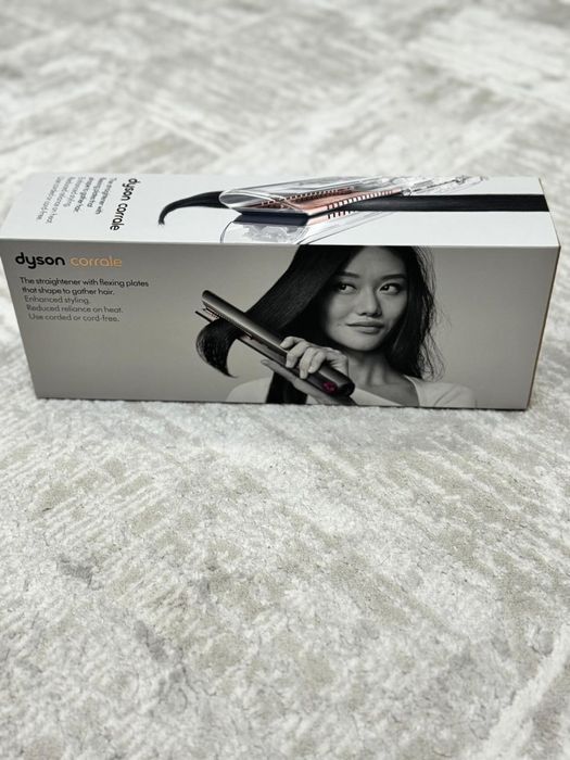 Оригинальный утюжок Dyson