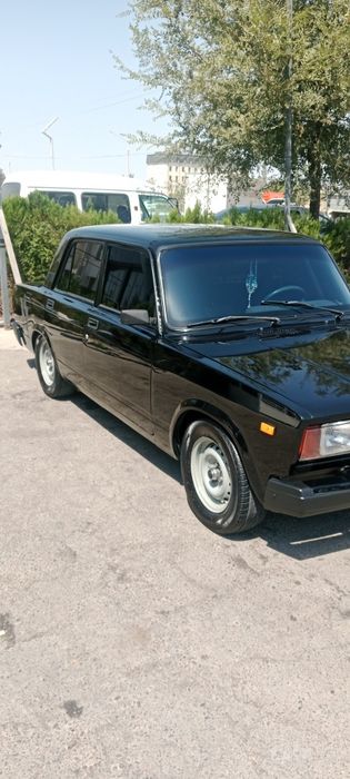 Vaz 2107 sotiladi.holati ideal
