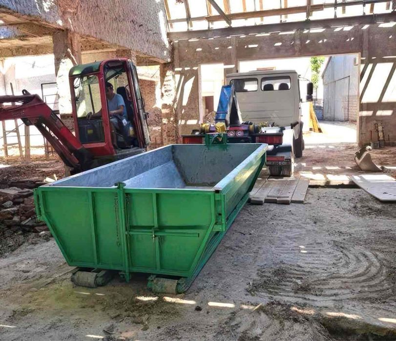 Containare de inchiriat