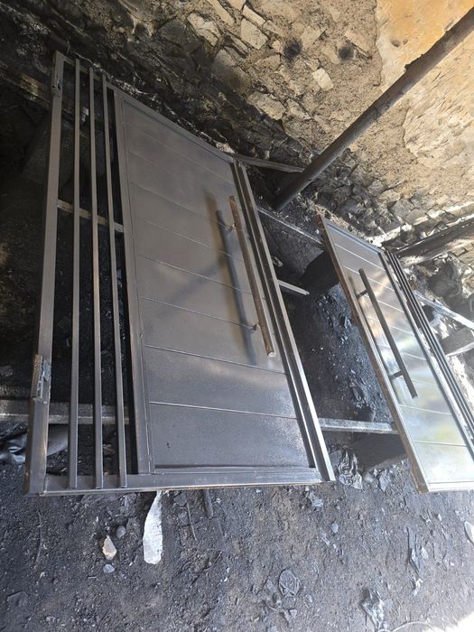 Ворота с установкой и без установки, в наличии и на заказ