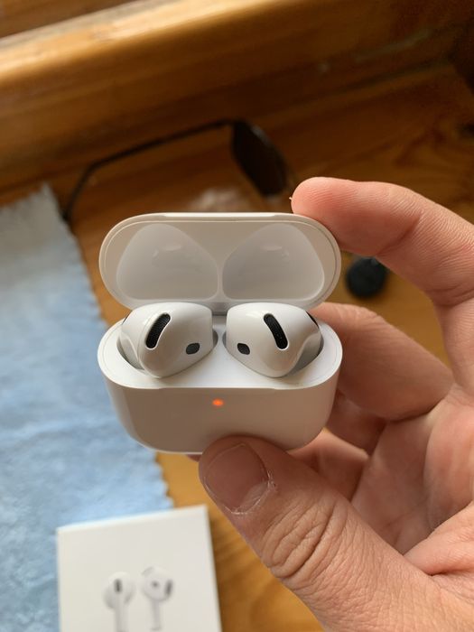 Air Pods 4 поколение оригинал