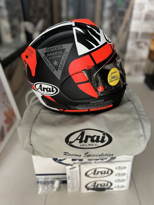 Arai RX-7V - S/M/L + Shark Aeron - S