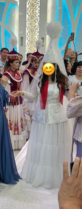 Продаю роскошное свадебно платье