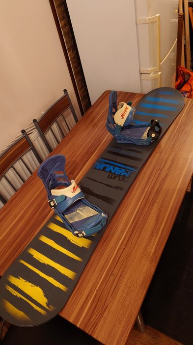 Placa Snowboard Forum Manual 156 cu legaturi Burton Mission M