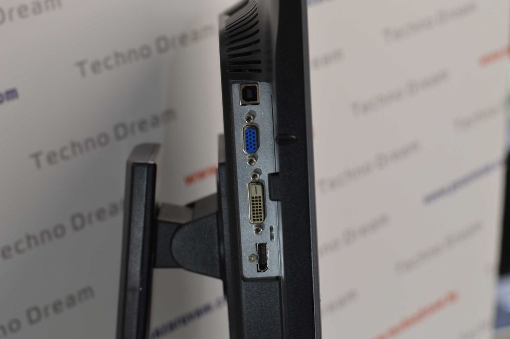 Монитор HP E190i - 19-инча / IPS / Перфектно състояние / Гаранция !