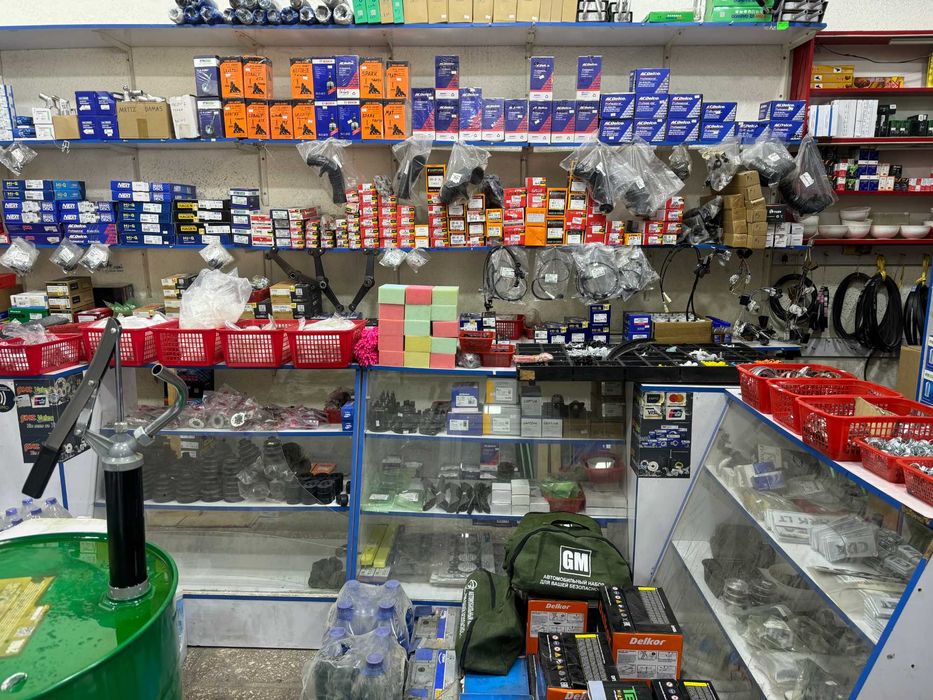 Продаётся действующий и налаженный бизнес по продаже автозапчастей.