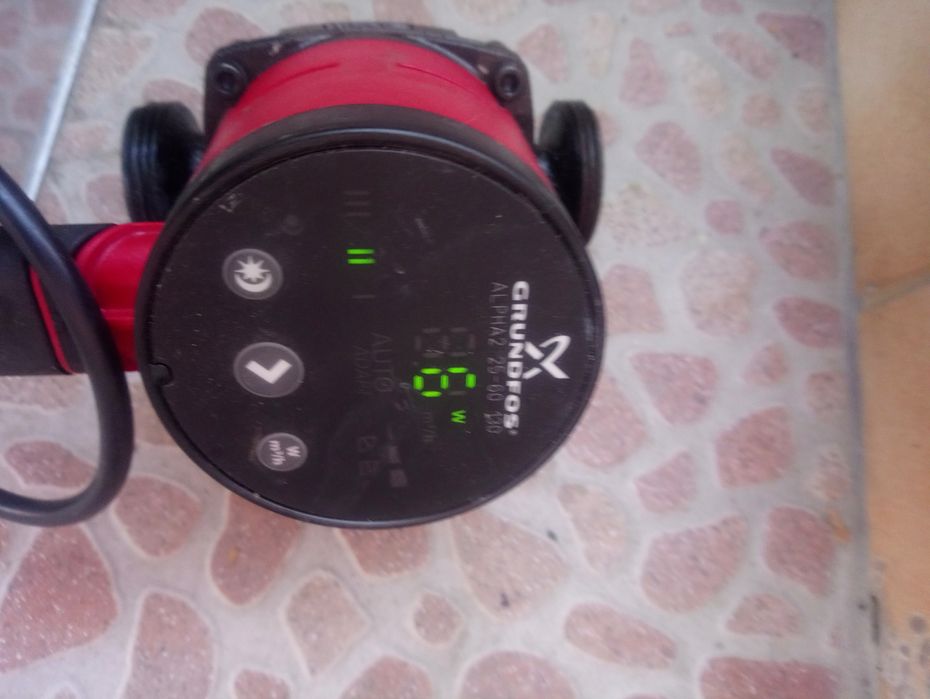 Grundfos Alpha 2 Циркулационна Помпа