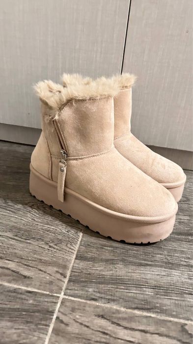 Угги зимние б/у 1 зима