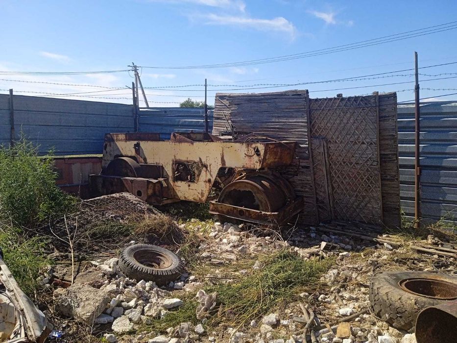 Продается 7,5 тонн каток