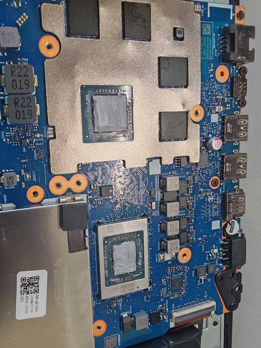Laptop Lenovo Legion 5 - Ryzen 7 4800H/GTX 1650/16RAM/512 SSD