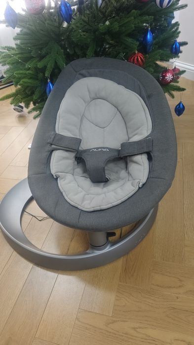 продаю Шезлонг Nuna