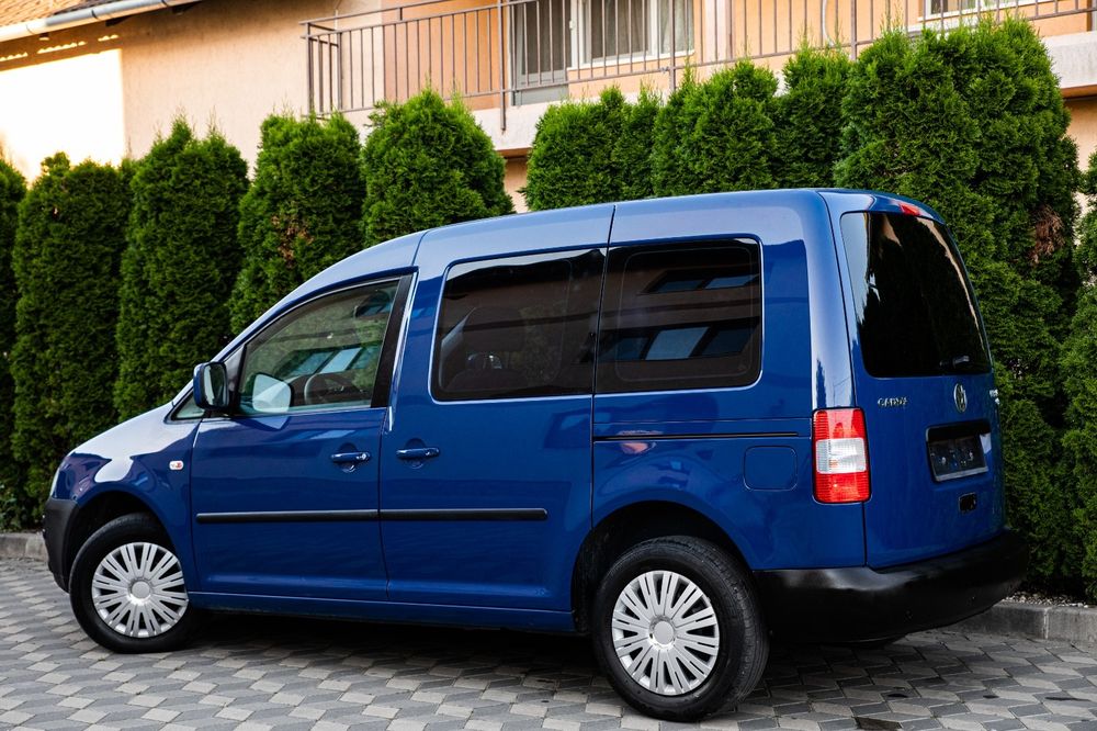 VOLKSWAGEN Caddy 2010 — imagine 3