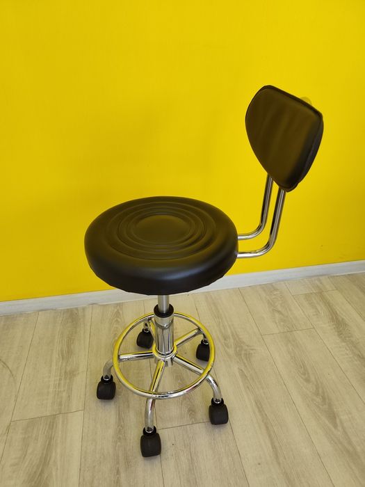 Stomatologlar, gózzallık salonları hám ustalar ushın kreslo