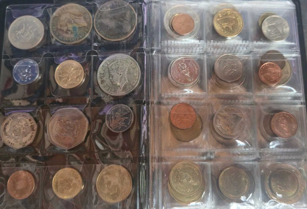 монети от цял свят 48бр