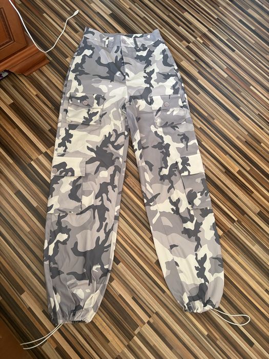 Камофлажни панталони
