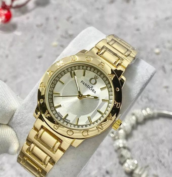 Новые часы женские