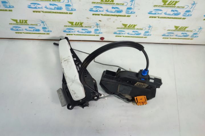 Broasca cu maner exterior dreapta fata 13579523 Opel Astra J  [din 2009 pana  2012] seria