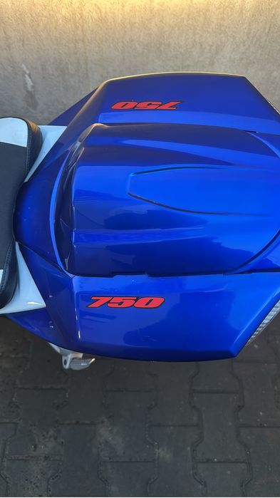 Vand suzuki gsx-r 750