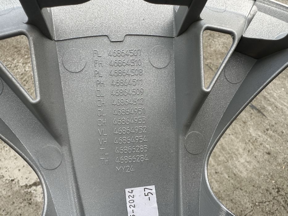 Capace roti Fiat Ducato noi noute pret 300 setul