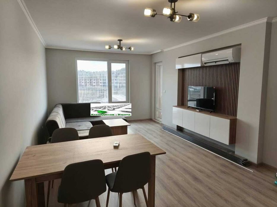 Дава се под наем Двустаен апартамент в Пловдив, Христо Смирненски - 75 кв.м за 397.8 € - Снимка #3