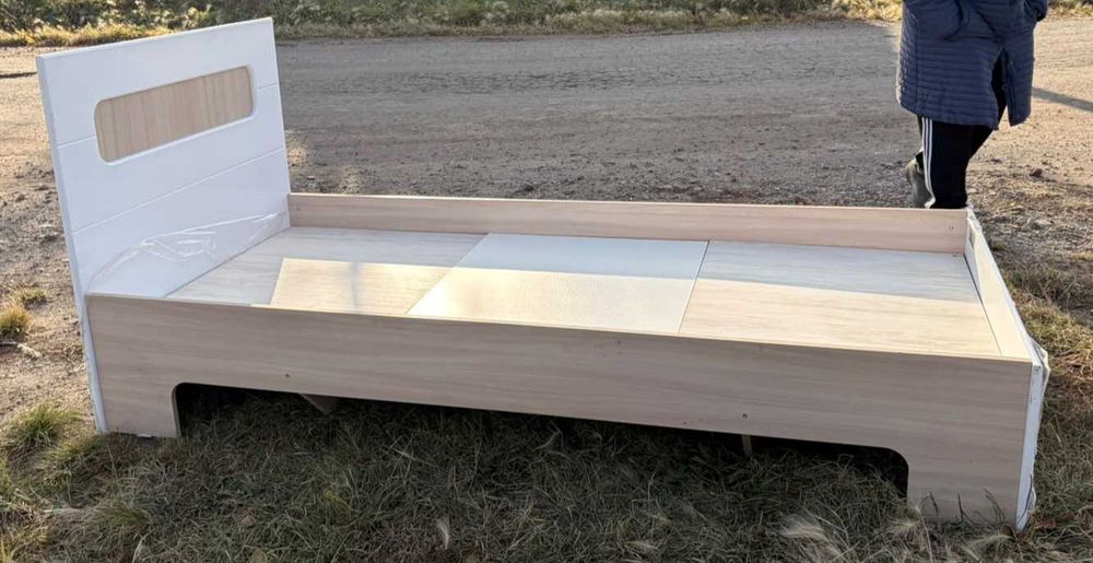Продам кровать в хорошем состоянии