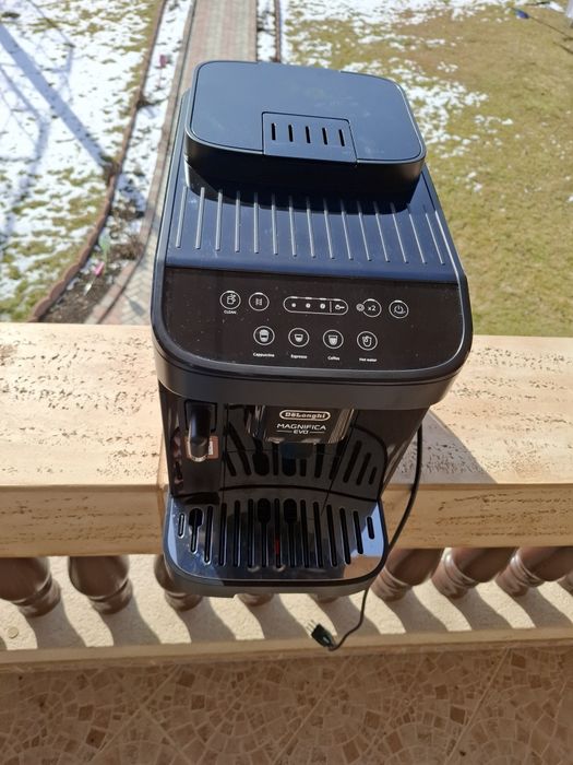 Espressor automat DELONGHI Magnifica EVO