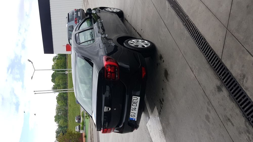 Rent a car inchirieri auto închiriez masina auto de inchiriat Rent