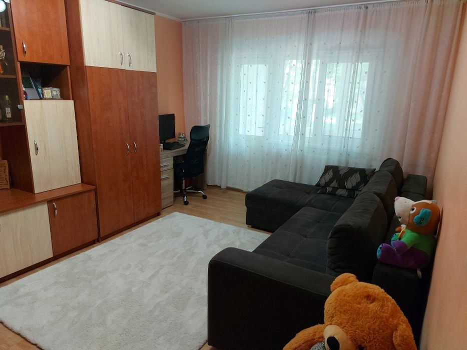 Apartament 3 camere PC - Parter -mobilat si utilat