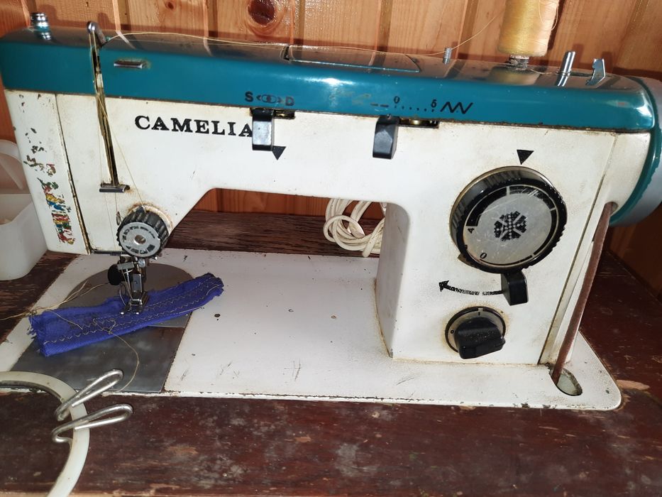 Masina de cusut Camelia