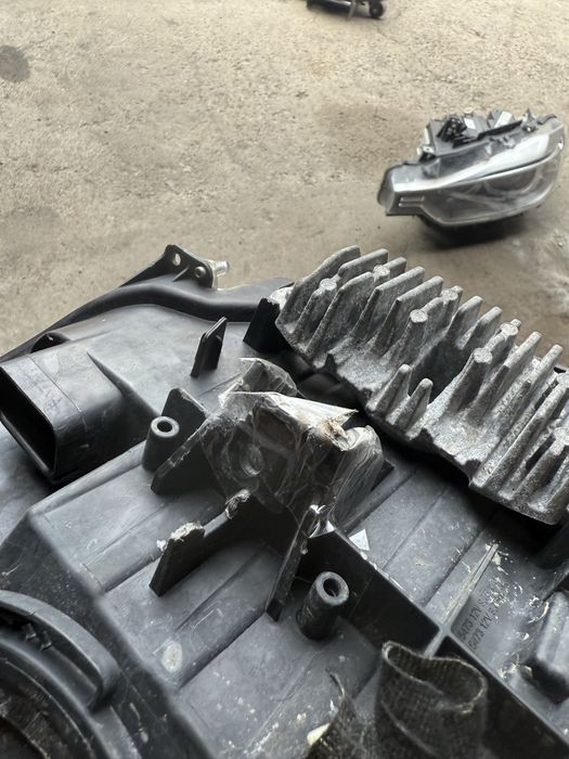 Ксенон фарове BMW F30/F31