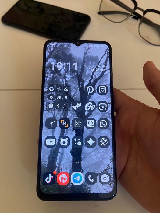 Iphone 11, Oppo a18